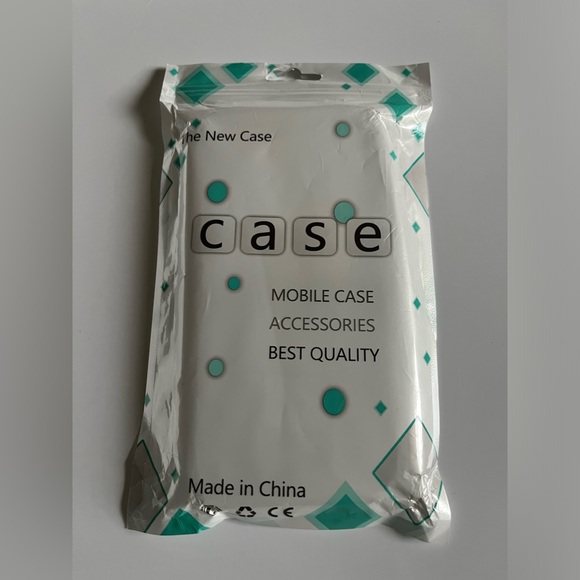 Mandala Cell Phone Case For iPhone 13 & iPhone 14 NWT - Picture 3 of 3